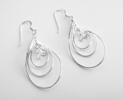 Boucle d'oreilles argent no 9 dim 3,2 x 2,4 cm